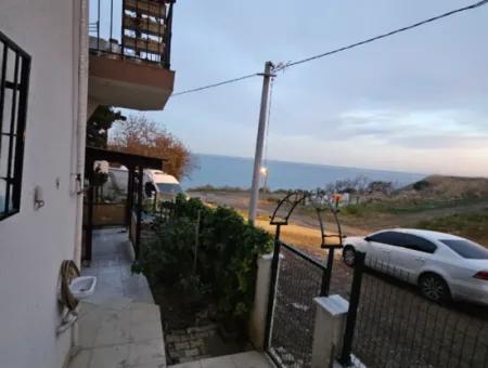 3,5-Stöckiges Einfamilienhaus Mit Garten Am Meer Und Strand In Tekirdağ Topağaç