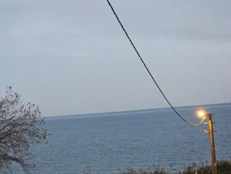 3,5-Stöckiges Einfamilienhaus Mit Garten Am Meer Und Strand In Tekirdağ Topağaç