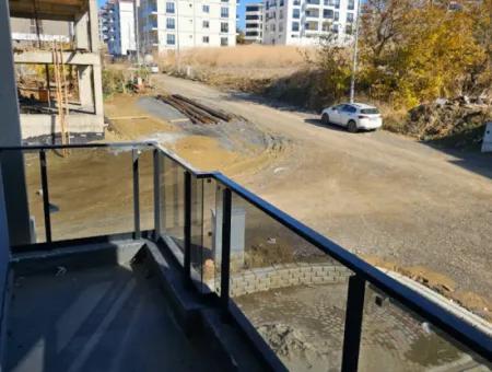 1 1 Wohnung Mit Pool In Der Nähe Der Gemeinde Im Viertel Tekirdag Süleymanpaşa Atatürk