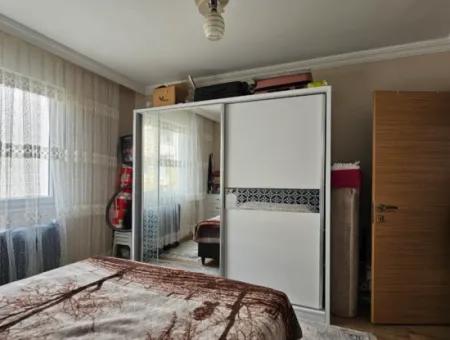 2 1 Grosse Wohnung Mit Separater Küche In Perfekter Lage In Tekirdag Çinarlida