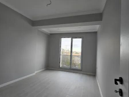 Topağaçta 140 M2 3 1 Luxuswohnung Zum Verkauf An Einem Ort Mit Großem Balkon Und Pool