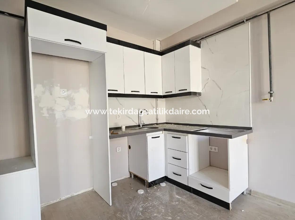 1 1 Apartment With Pool Close To The Municipality In Tekirdag Süleymanpaşa Atatürk Neighborhood