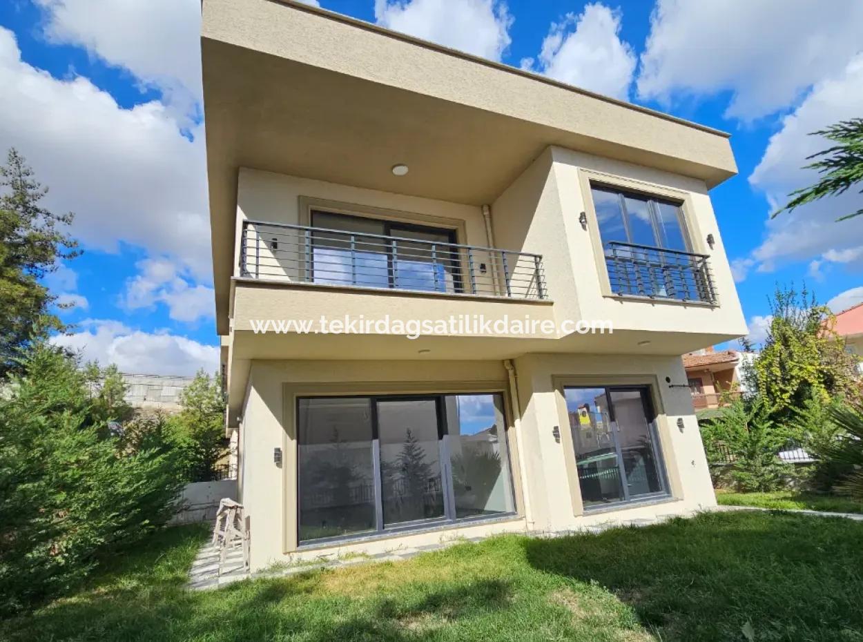 Ultra Luxury Villa In A 320 M2 Plot For Sale Opposite Tekirdag Değirmenalti Ted College