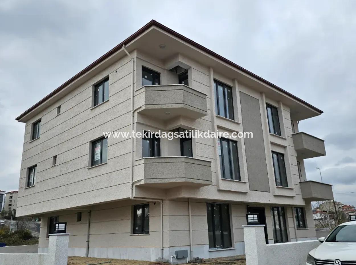 0 2 1 Separate Kitchen Apartment For Sale In Tekirdag Altinova Neighborhood At Bargain Price