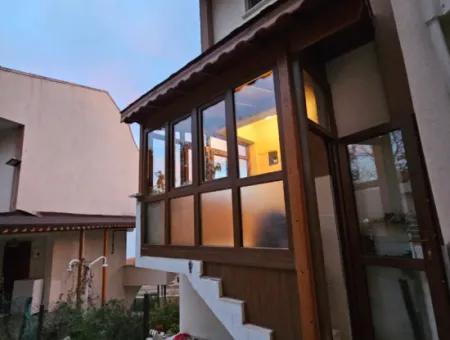 3.5-Storey Detached House With Garden By The Sea And Beach In Tekirdağ Topağaç