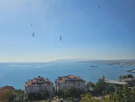 1 1 Apartment For Sale In The Neighborhood Of Hurriyet With Sea View