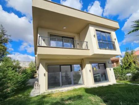 Ultra Luxury Villa In A 320 M2 Plot For Sale Opposite Tekirdag Değirmenalti Ted College