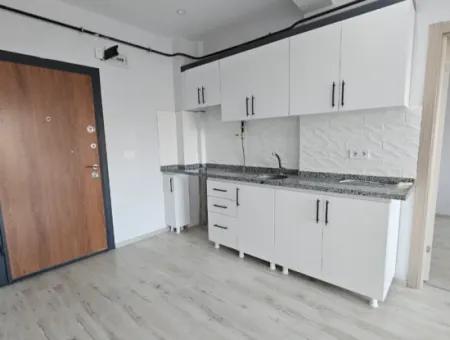 Kumbağ Tatil Köyünde Satılık Havuzlu Site İcinde 2+1 Denize Yakın Daire